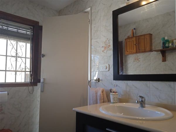 3 chambre Maison Troglodyte à vendre à Freila avec garage - 50 000 € (Ref: 9265577)