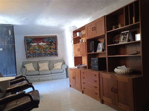 3 chambre Maison Troglodyte à vendre à Freila avec garage - 50 000 € (Ref: 9265577)