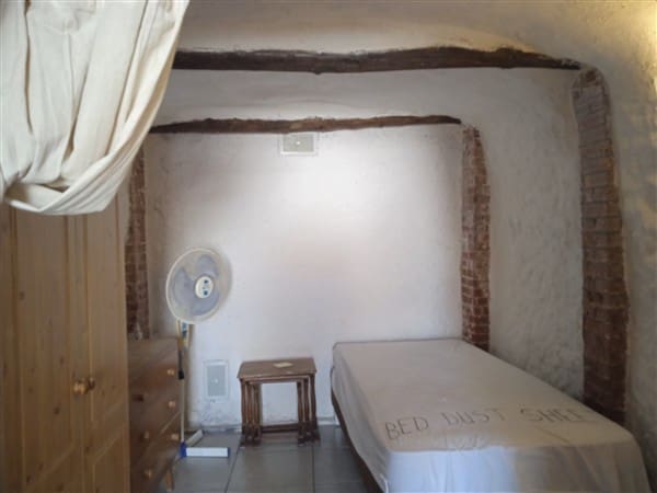 3 chambre Maison Troglodyte à vendre à Freila avec garage - 50 000 € (Ref: 9265577)