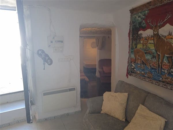 3 chambre Maison Troglodyte à vendre à Freila avec garage - 50 000 € (Ref: 9265577)