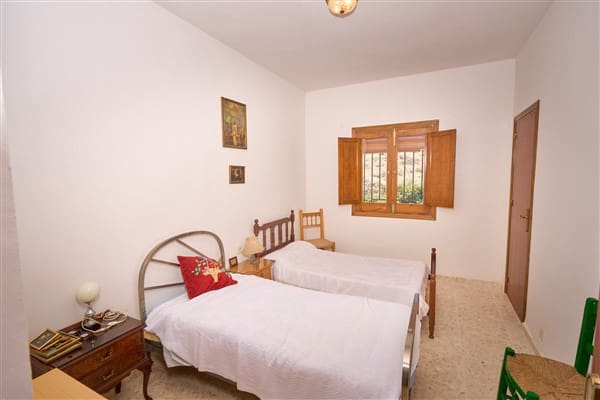 5 makuuhuone Maalaistalo myytävänä paikassa Benamaurel mukana uima-altaan 
autotalli - 153 800 € (Ref: 9280904)