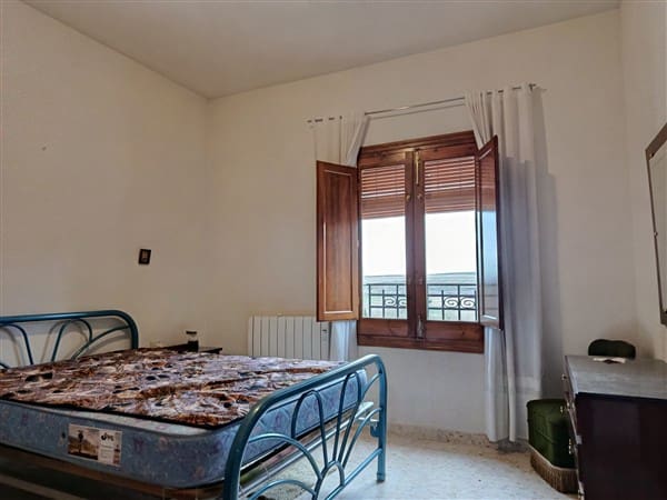 5 sypialnia Finka/Dom wiejski na sprzedaż w Benamaurel z basenem garażem - 153 800 € (Ref: 9280904)