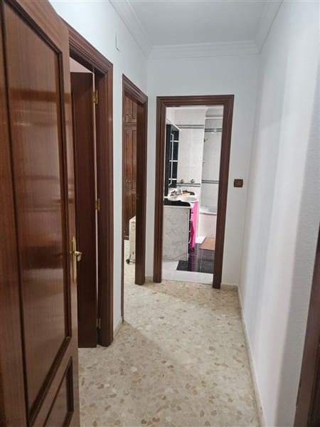 3 soveværelse Lejlighed til salg i Loja - € 105.000 (Ref: 9373891)