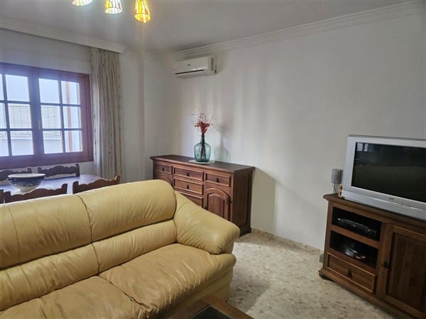 3 soveværelse Lejlighed til salg i Loja - € 105.000 (Ref: 9373891)