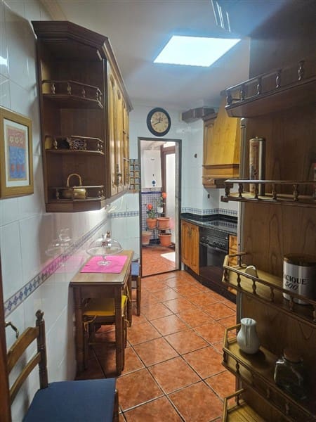 3 soveværelse Lejlighed til salg i Loja - € 105.000 (Ref: 9373891)