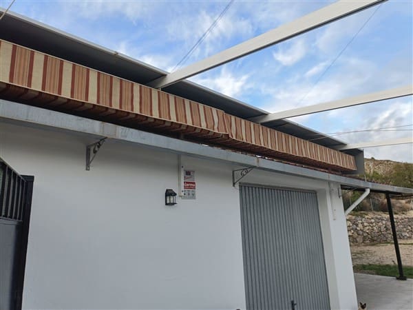 2 slaapkamer Huis te koop in La Peza met garage - € 135.000 (Ref: 9416104)