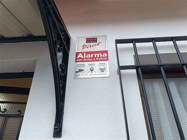 2 slaapkamer Huis te koop in La Peza met garage - € 135.000 (Ref: 9416104)