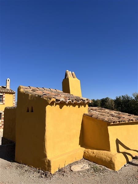 8 sypialnia Finka/Dom wiejski na sprzedaż w Baza z basenem garażem - 295 000 € (Ref: 9449718)