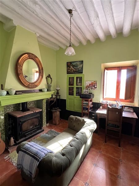 8 sypialnia Finka/Dom wiejski na sprzedaż w Baza z basenem garażem - 295 000 € (Ref: 9449718)