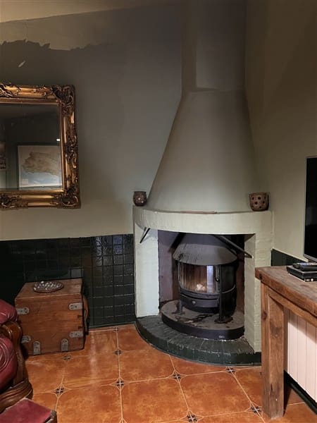 8 sypialnia Finka/Dom wiejski na sprzedaż w Baza z basenem garażem - 295 000 € (Ref: 9449718)