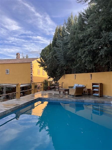 8 sypialnia Finka/Dom wiejski na sprzedaż w Baza z basenem garażem - 295 000 € (Ref: 9449718)