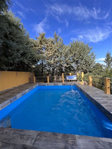 8 sypialnia Finka/Dom wiejski na sprzedaż w Baza z basenem garażem - 295 000 € (Ref: 9449718)