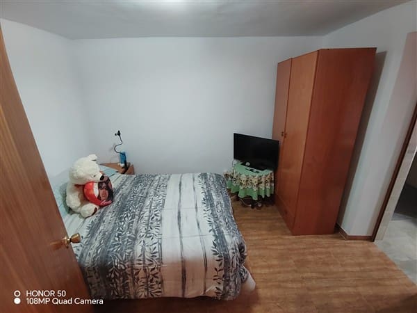 4 bedroom Townhouse for sale in Ventorros de la Laguna - € 66,000 (Ref: 9454765)