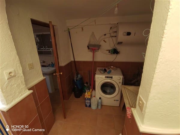 4 bedroom Townhouse for sale in Ventorros de la Laguna, Loja - € 66,000 (Ref: 9454765)