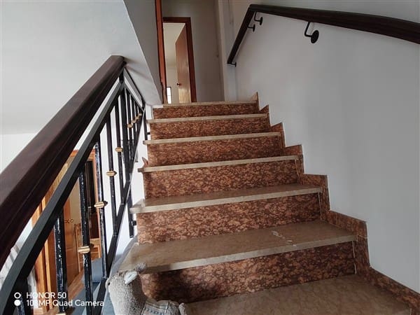 4 bedroom Townhouse for sale in Ventorros de la Laguna - € 66,000 (Ref: 9454765)