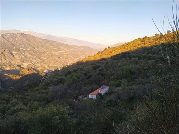 3 sypialnia Finka/Dom wiejski na sprzedaż w Los Guajares z garażem - 87 600 € (Ref: 9469818)