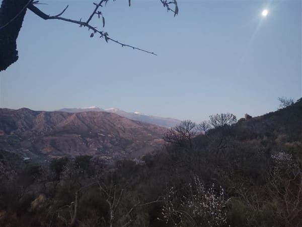 3 sypialnia Finka/Dom wiejski na sprzedaż w Los Guajares z garażem - 87 600 € (Ref: 9469818)