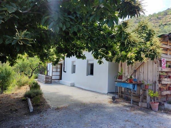 3 sypialnia Finka/Dom wiejski na sprzedaż w Los Guajares z garażem - 87 600 € (Ref: 9469818)