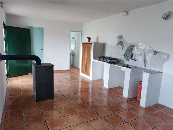 3 sypialnia Finka/Dom wiejski na sprzedaż w Los Guajares z garażem - 87 600 € (Ref: 9469818)