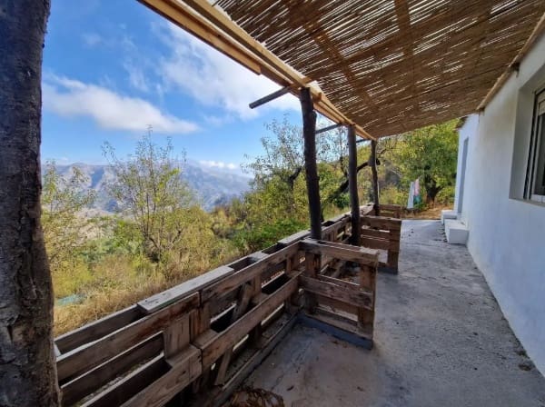 3 soverom Finca/Herregård til salgs i Los Guajares med garasje - € 87 600 (Ref: 9469818)