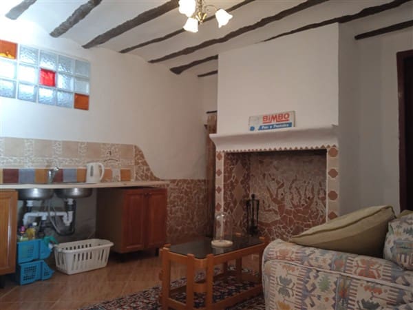 5 Zimmer Haus zu verkaufen in Caniles - 99.500 € (Ref: 9469819)