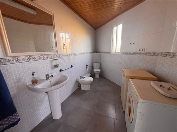 7 bedroom Finca/Country House for sale in Motril with pool garage - € 620,000 (Ref: 9511291)