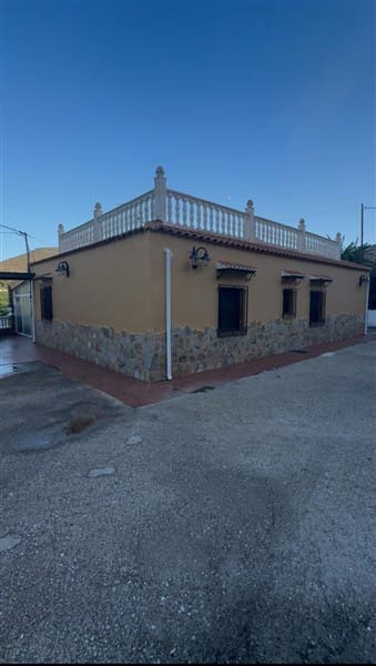 7 bedroom Finca/Country House for sale in Motril with pool garage - € 620,000 (Ref: 9511291)