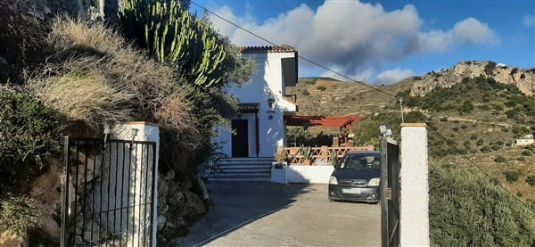 4 sovrum Villa till salu i Almunecar med pool garage - 199 000 € (Ref: 9566812)