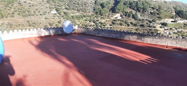 Chalet de 4 habitaciones en Almuñécar en venta con piscina garaje - 199.000 € (Ref: 9566812)