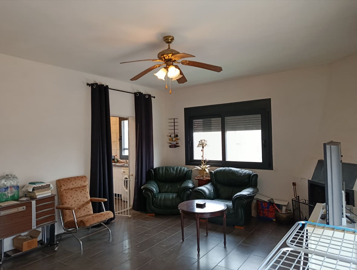 5 quarto Casa em Banda para venda em Cuevas del Campo com piscina garagem - 125 000 € (Ref: 9575023)