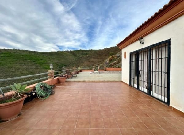 Chalet de 1 habitación en Salobreña en venta con piscina garaje - 197.000 € (Ref: 9581346)