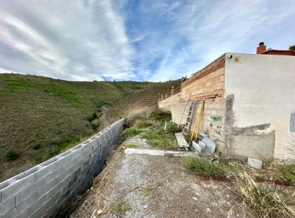 Chalet de 1 habitación en Salobreña en venta con piscina garaje - 197.000 € (Ref: 9581346)