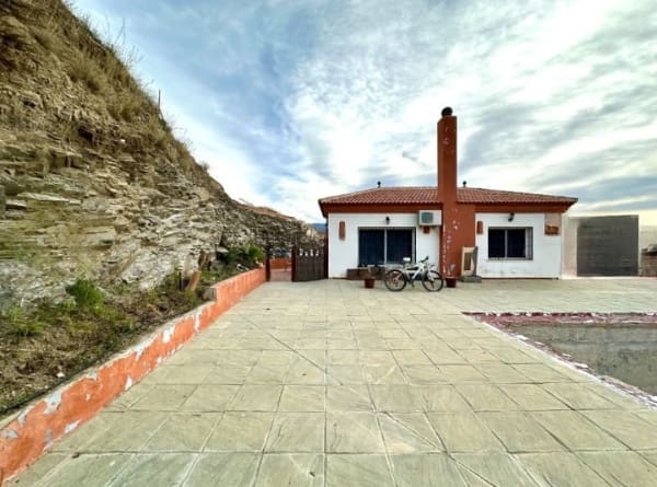 Chalet de 1 habitación en Salobreña en venta con piscina garaje - 197.000 € (Ref: 9581346)