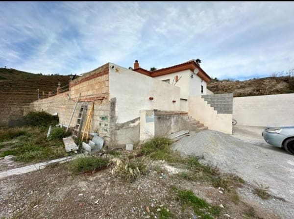 Chalet de 1 habitación en Salobreña en venta con piscina garaje - 197.000 € (Ref: 9581346)