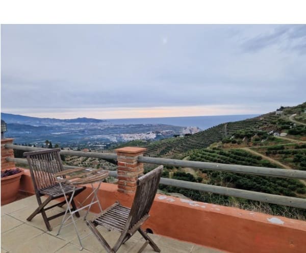 Chalet de 1 habitación en Salobreña en venta con piscina garaje - 197.000 € (Ref: 9581346)