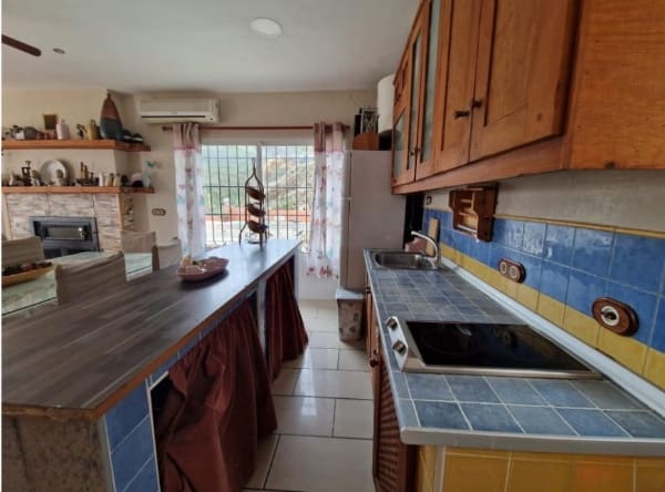 Chalet de 1 habitación en Salobreña en venta con piscina garaje - 197.000 € (Ref: 9581346)