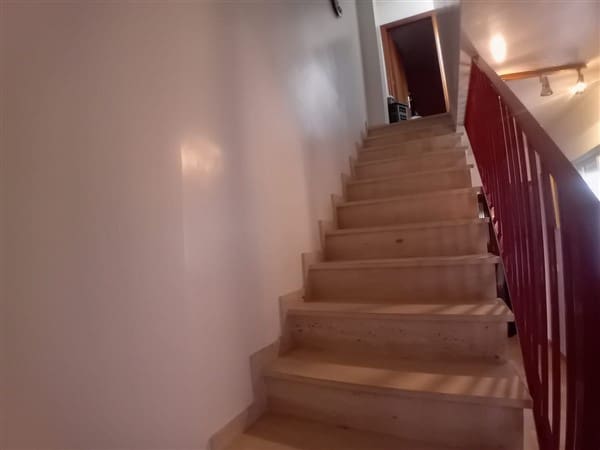 3 soveværelse Byhus til salg i La Peza - € 80.000 (Ref: 9598097)