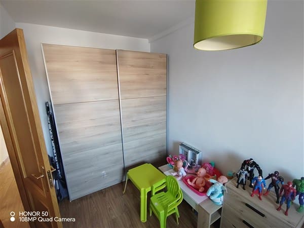 2 sovrum Lägenhet till salu i La Zubia med garage - 162 500 € (Ref: 9664048)