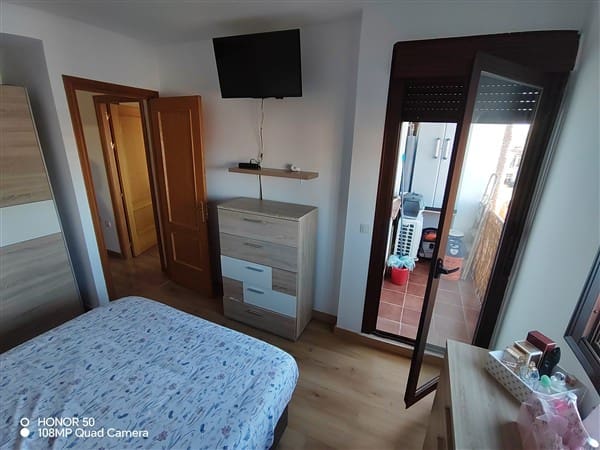 2 sovrum Lägenhet till salu i La Zubia med garage - 162 500 € (Ref: 9664048)