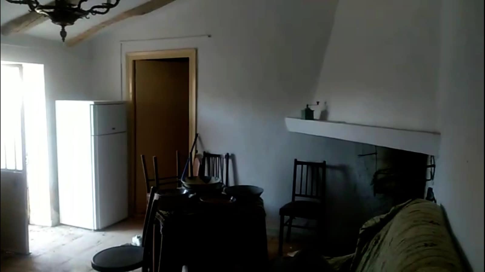 3 bedroom Finca/Country House for sale in Cortes de Baza with garage - € 57,500 (Ref: 9714164)