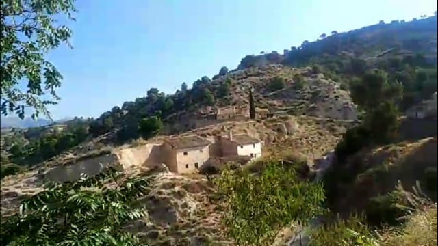 3 bedroom Finca/Country House for sale in Cortes de Baza with garage - € 57,500 (Ref: 9714164)