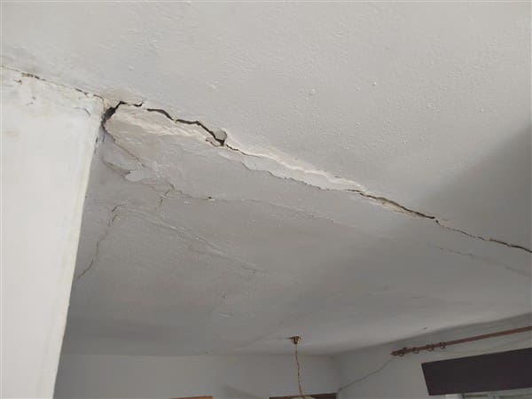 3 slaapkamer Huis te koop in Agron met garage - € 45.000 (Ref: 9737363)