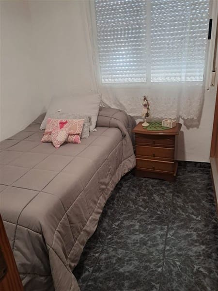 Adosado de 3 habitaciones en La Rabita en venta - 125.000 € (Ref: 9752455)