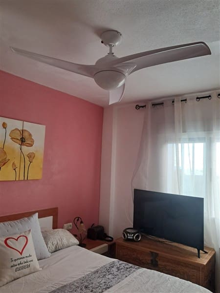 Adosado de 3 habitaciones en La Rabita en venta - 125.000 € (Ref: 9752455)