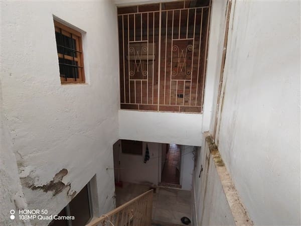 5 bedroom Townhouse for sale in Ventorros de Balerma - € 66,500 (Ref: 9809883)