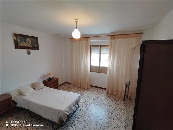 5 bedroom Townhouse for sale in Ventorros de Balerma - € 66,500 (Ref: 9809883)