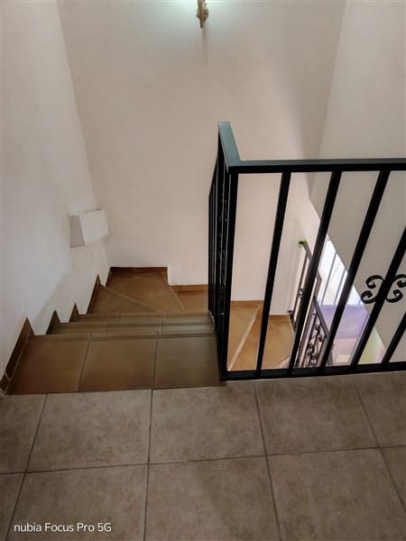4 bedroom Townhouse for sale in Hueneja - € 66,500 (Ref: 9856282)