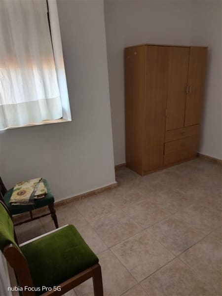 4 bedroom Townhouse for sale in Hueneja - € 66,500 (Ref: 9856282)