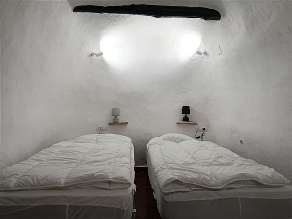 3 bedroom Cave House for sale in Galera - € 115,000 (Ref: 9922671)