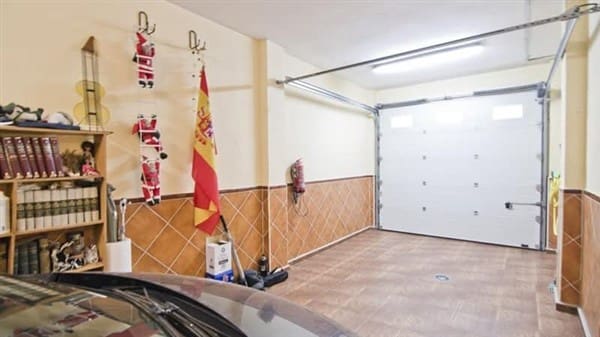 3 bedroom Terraced Villa for sale in Motril with garage - € 247,500 (Ref: 9922687)